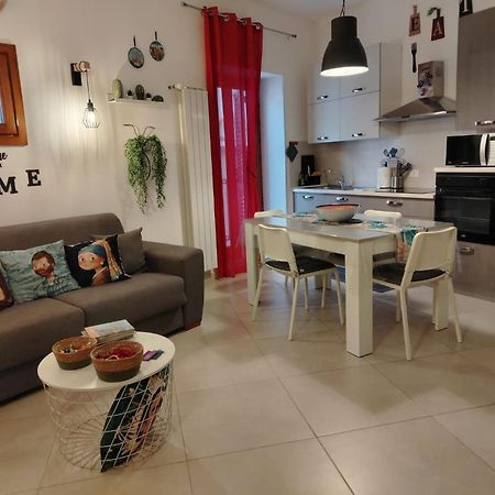 Peri Peri House - Palermo Centro Apartment ภายนอก รูปภาพ