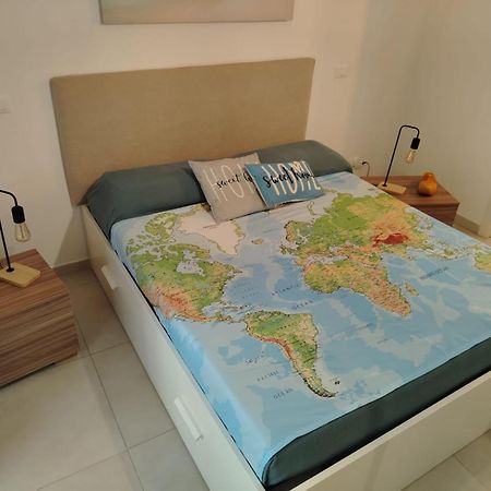 Peri Peri House - Palermo Centro Apartment ภายนอก รูปภาพ