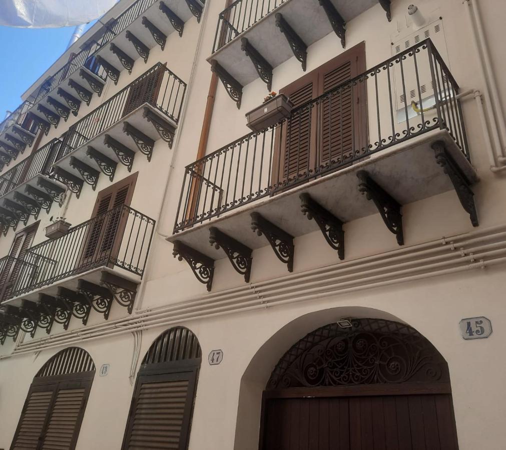 Peri Peri House - Palermo Centro Apartment ภายนอก รูปภาพ